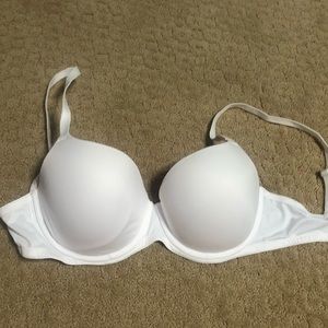 PINK 34D Lightly lined bra